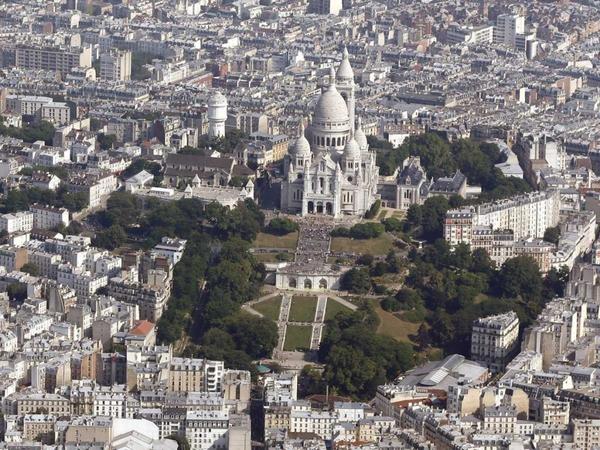 climb-up-to-the-sacr-cur-cathedral-in-montmartre-and-admire-the-incredible-views-of-paris-1024x768