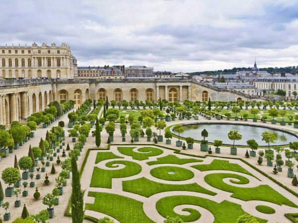 get-lost-in-the-gardens-of-versailles-1024x768