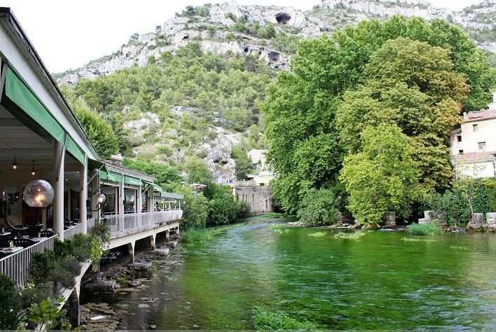 fontaine-de-vaucluse-05