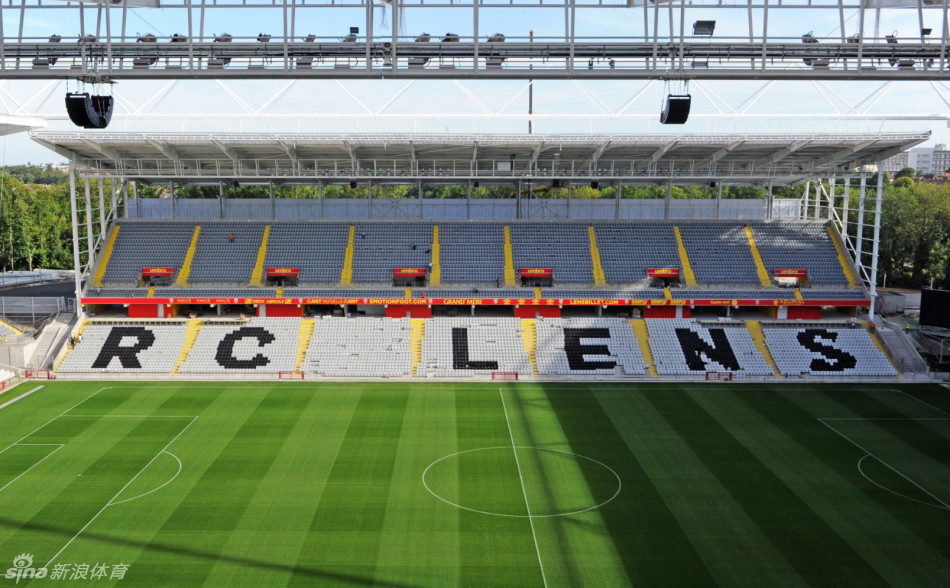 博拉尔特-德勒利球场