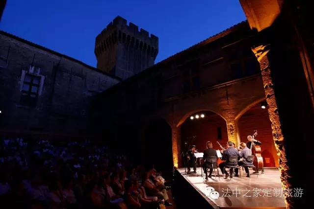 普罗旺斯阿维尼翁