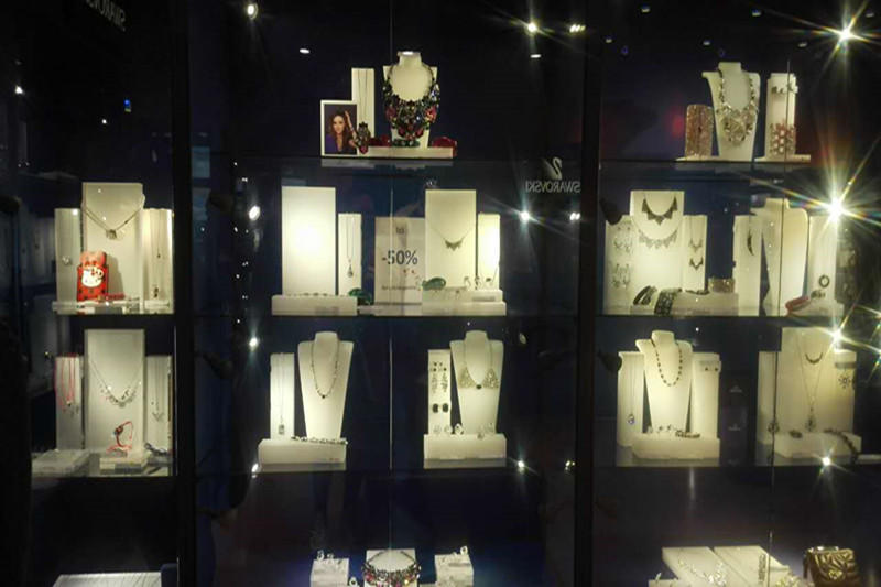 巴黎旅游-特鲁瓦(Troyes)打折村购物之旅